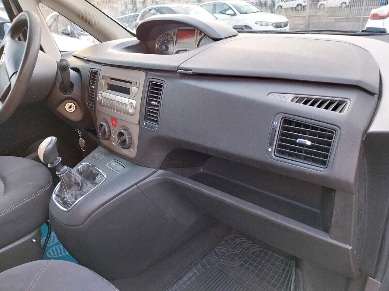 LANCIA MUSA 1.4 BENZINA-GPL 2009