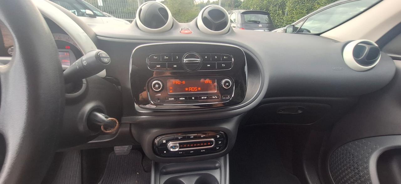 Smart ForFour 70 1.0 Passion