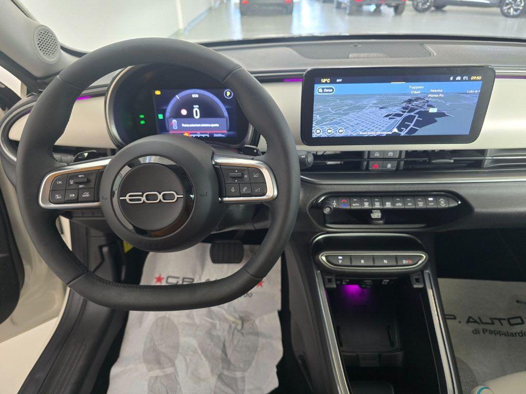 Fiat 600 1.2 hybrid La Prima 110cv auto