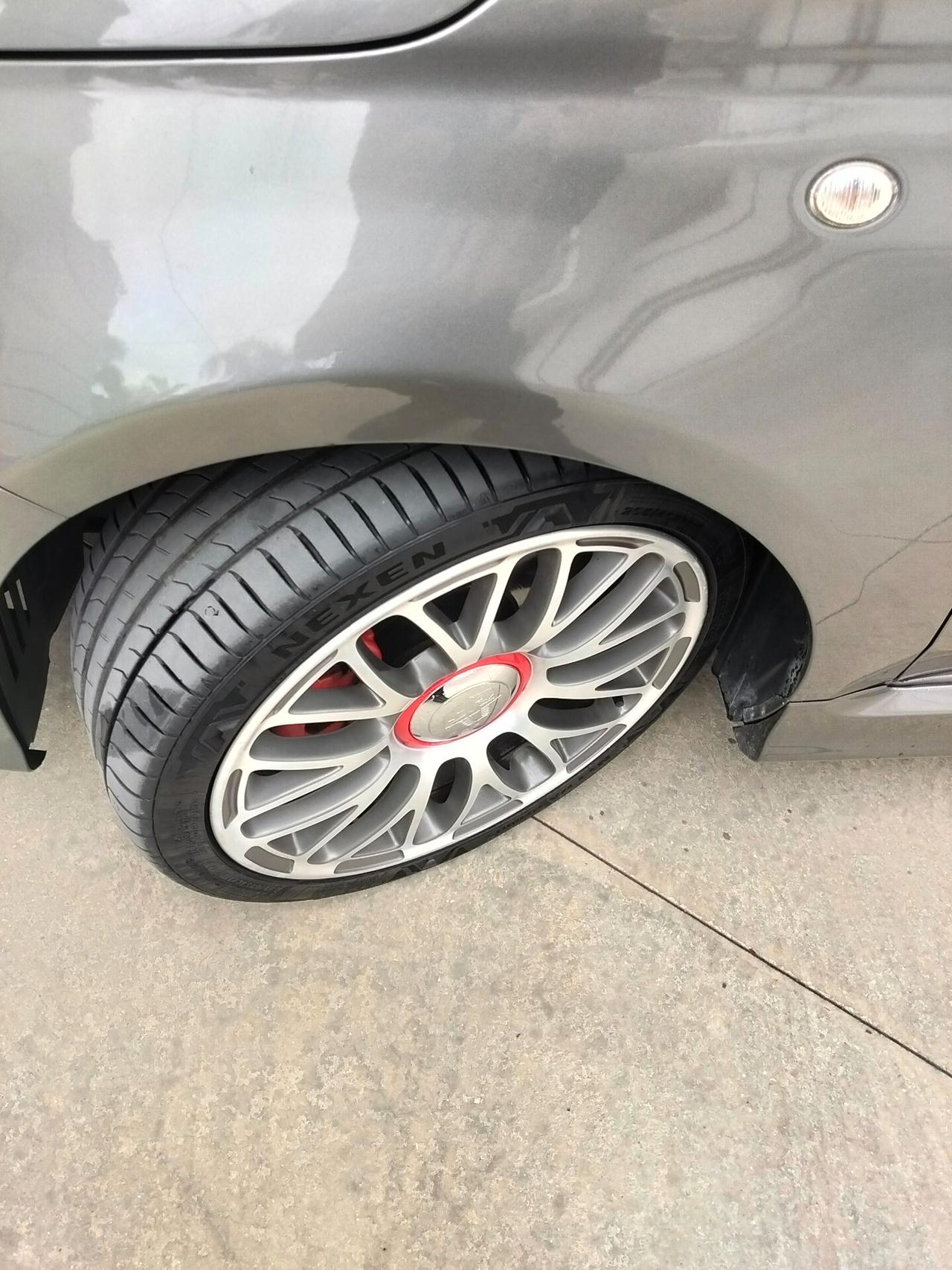 Abarth 595 1.4 Turbo T-Jet 140 CV