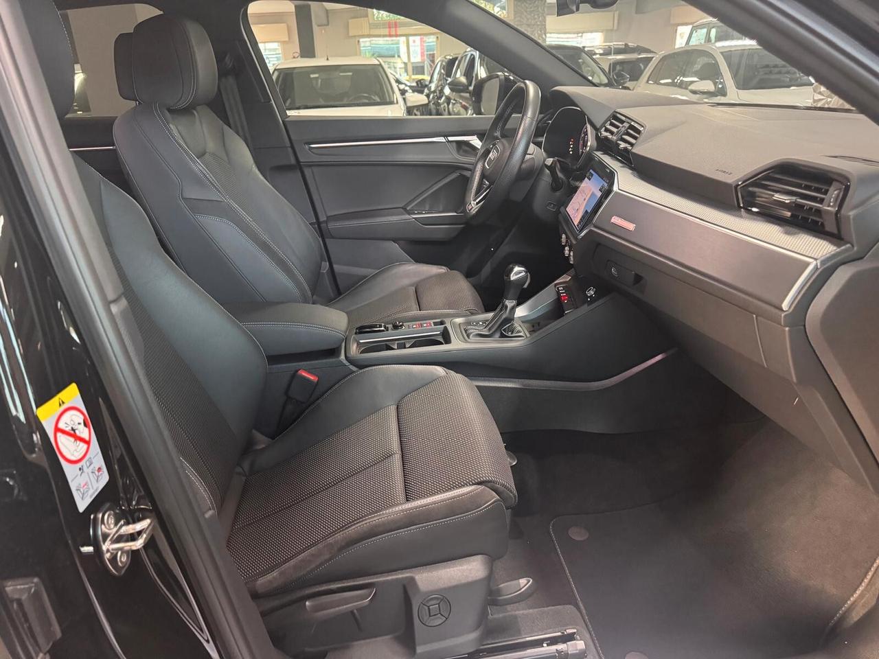 Audi Q3 35 TFSI S tronic line edition