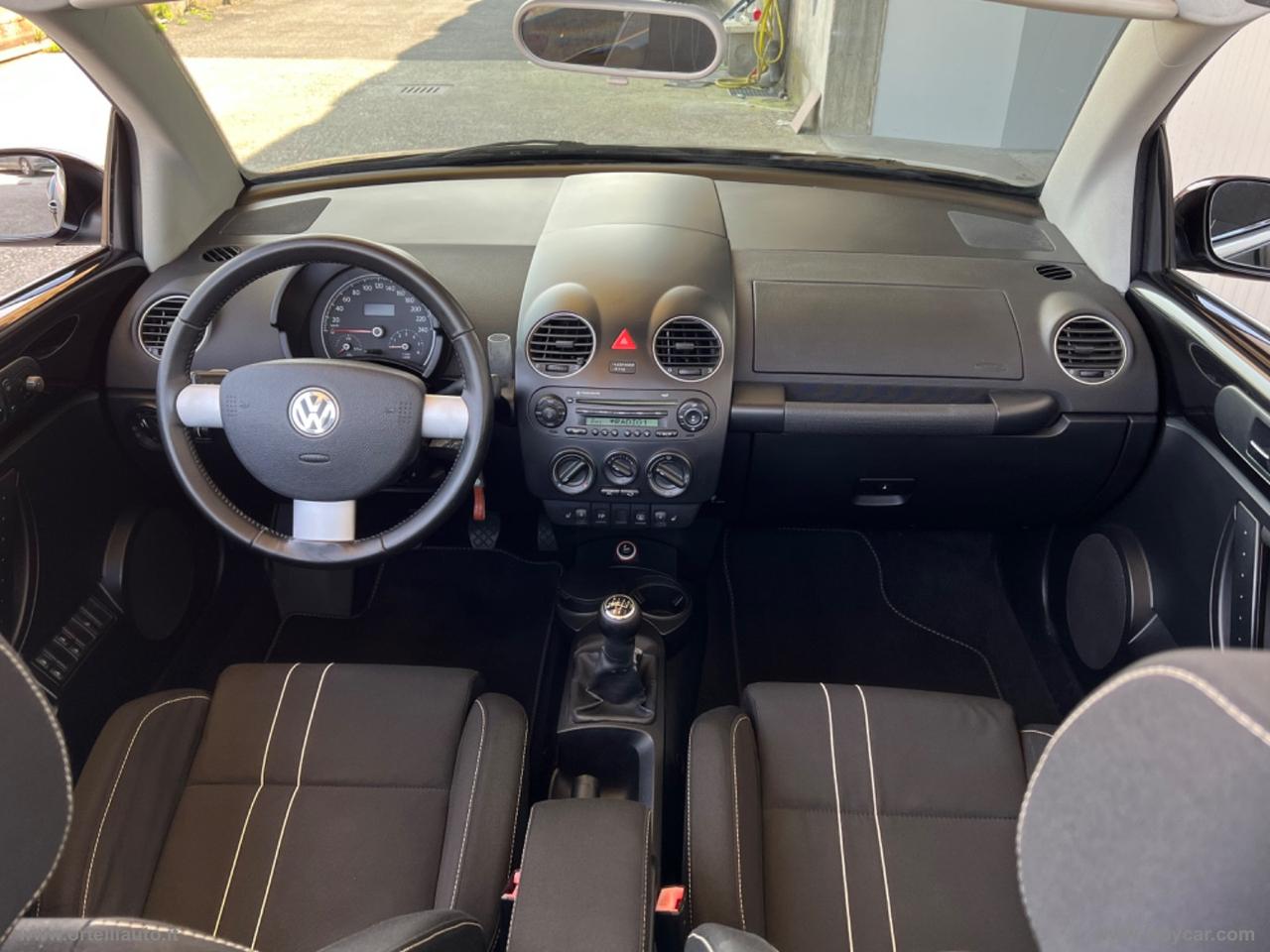 VOLKSWAGEN New Beetle 1.4 16V Cabrio FREESTYLE NEOPATENTATI