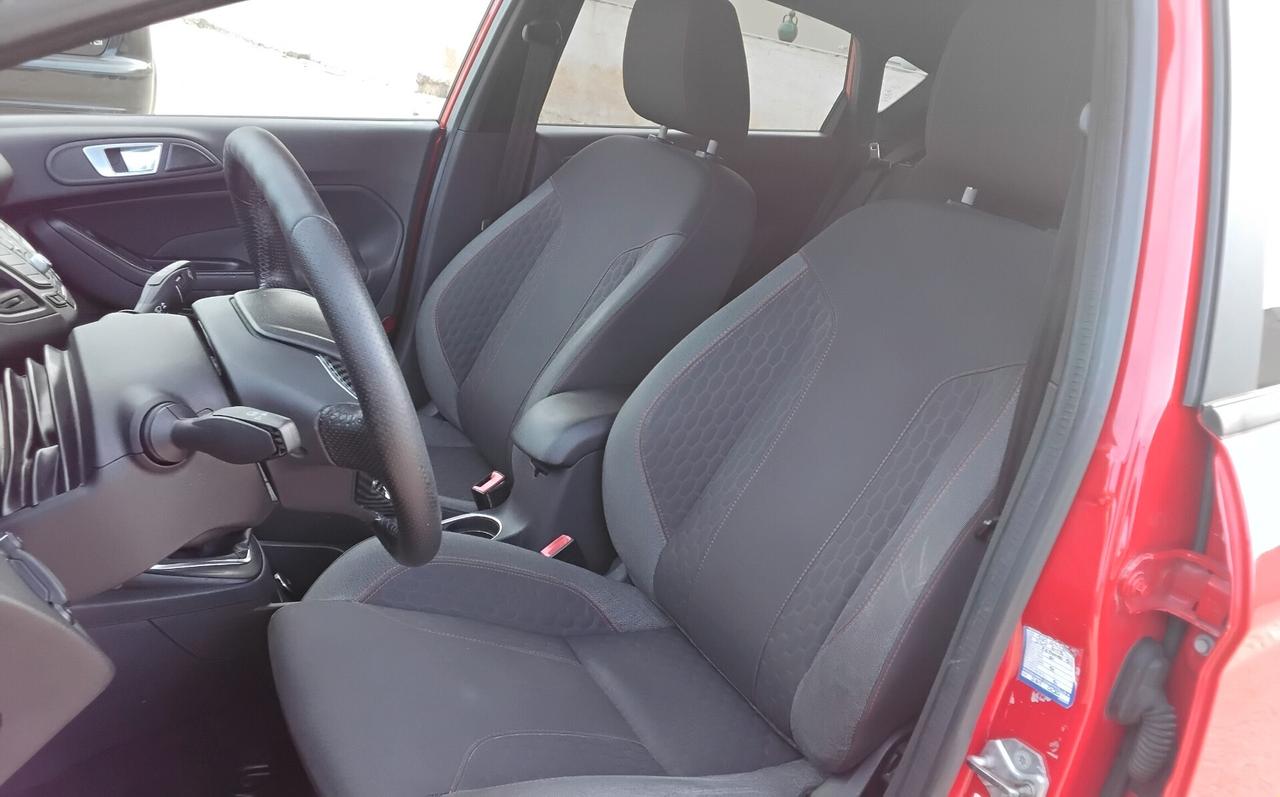 Ford Fiesta 1.5 TDCi 75CV 5 porte ST-Line