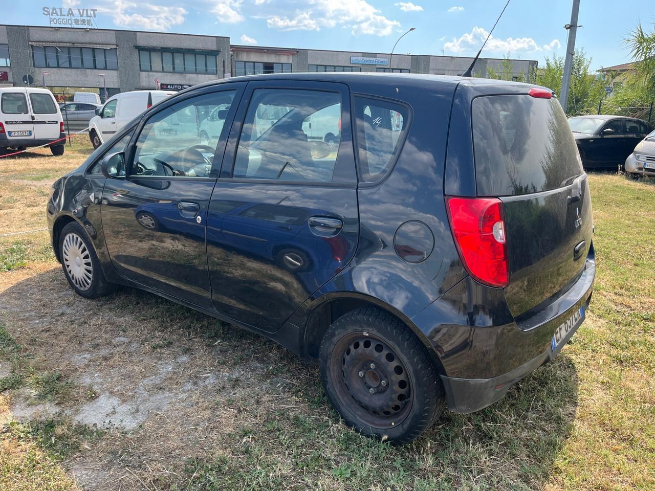 Mitsubishi Colt 1.1 12V 5p. Invite