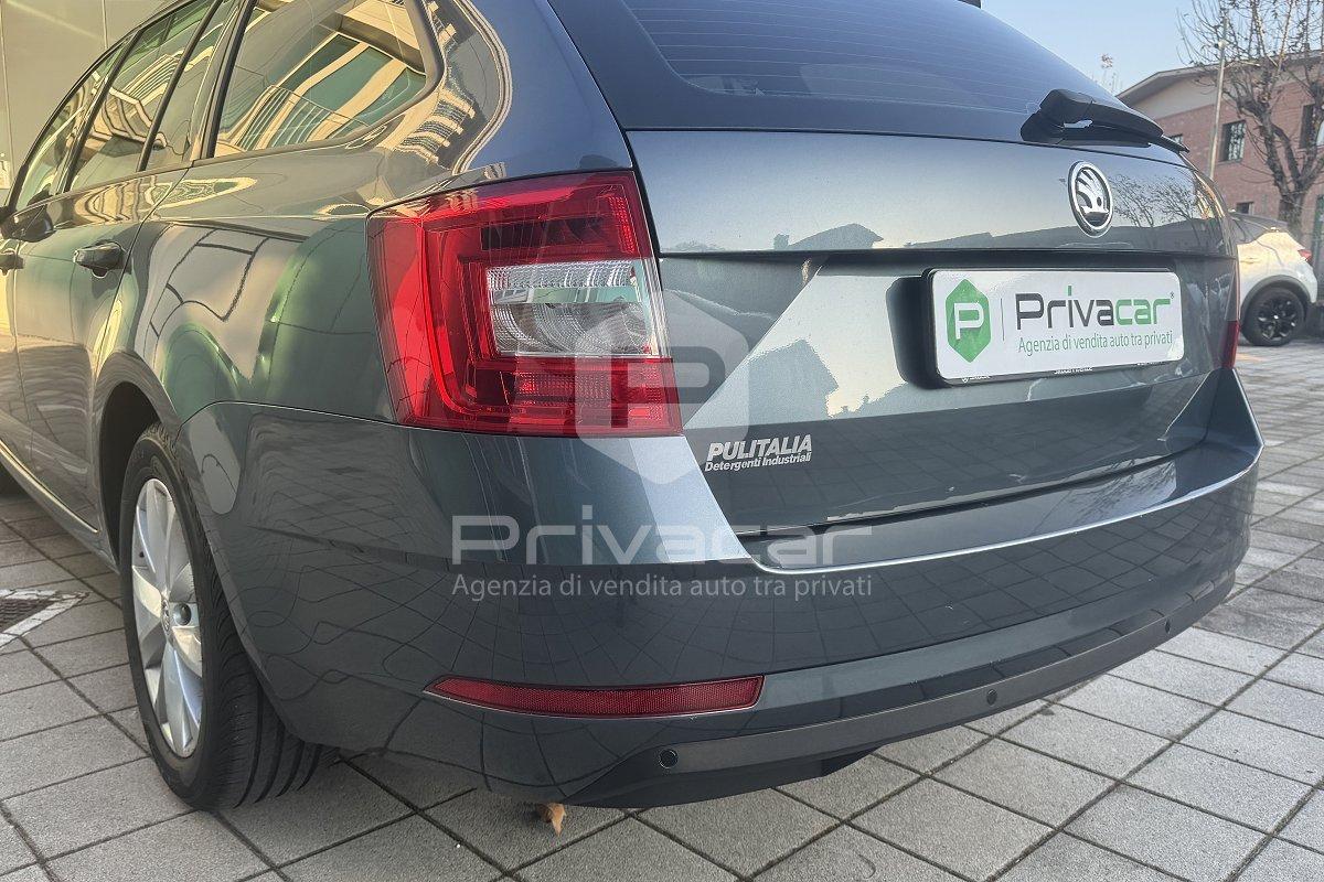 SKODA Octavia 2.0 TDI SCR 150 CV DSG Wagon Executive