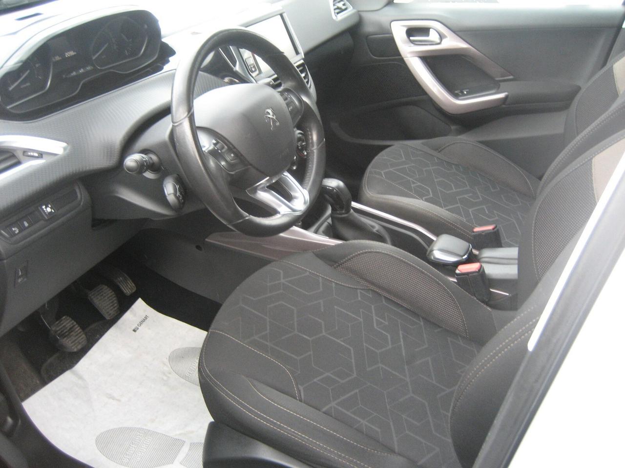 Peugeot 2008 PureTech 82 Active
