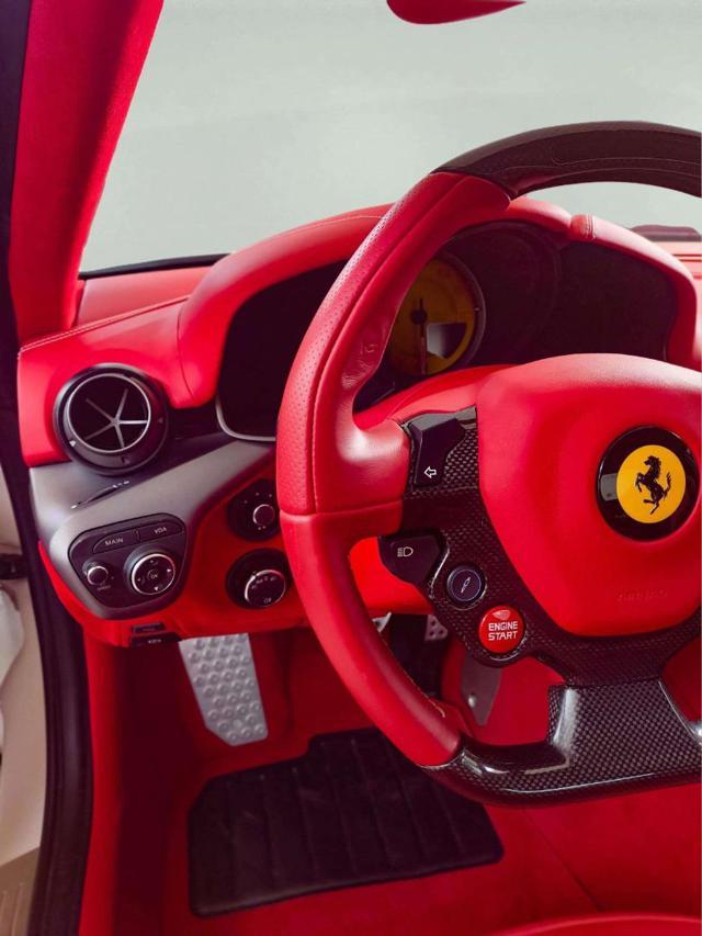 FERRARI F12 berlinetta