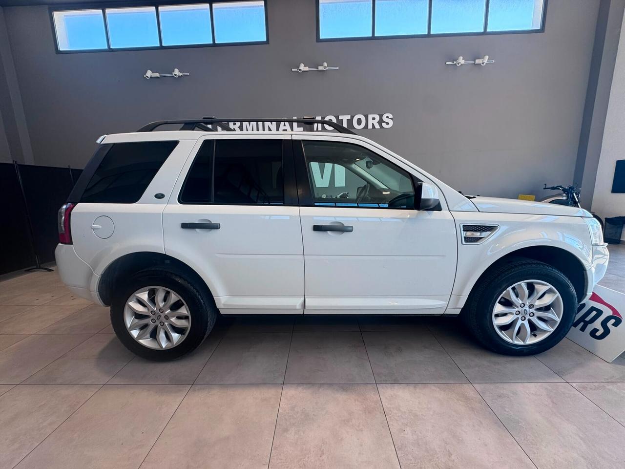 Land Rover Freelander 2.2 TD4 S.W. SE