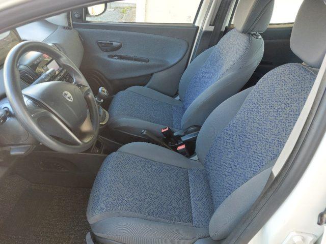 LANCIA Ypsilon 1.0 FireFly 5 porte S&S Hybrid Ecochic Silver