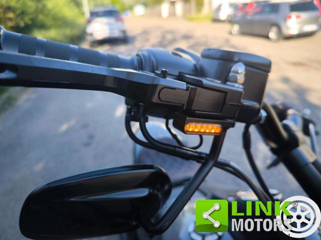 HARLEY-DAVIDSON FXDB Dyna Street Bob x