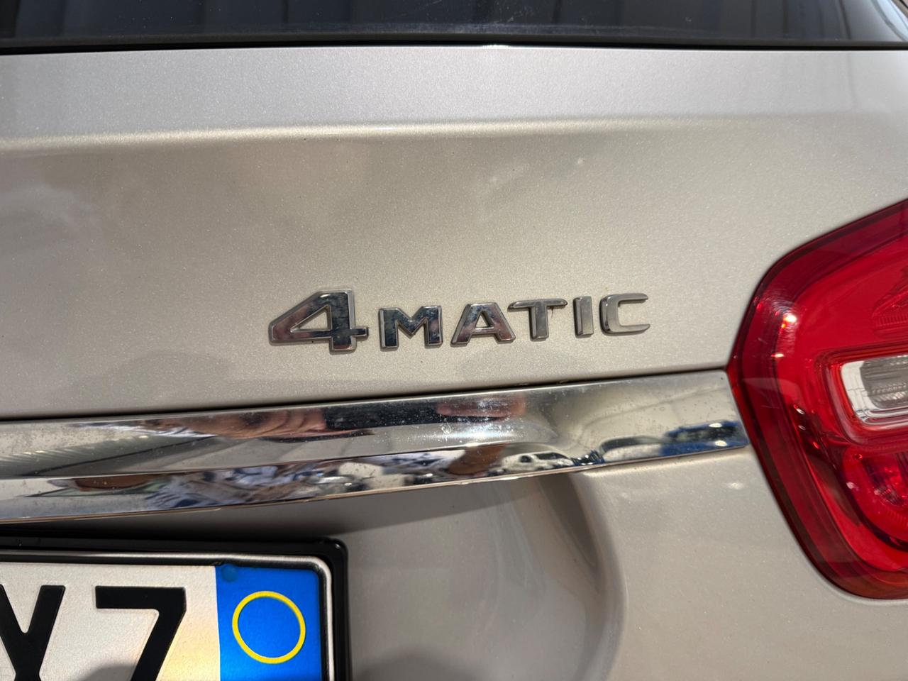 Mercedes-benz GLA 220 4MATIC PREMIUM
