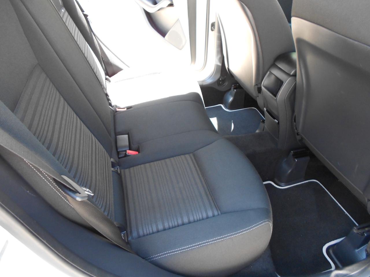 Mercedes-benz B 180 B 180 CDI BlueEFFICIENCY Premium