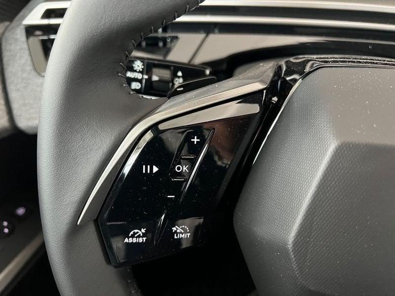 Peugeot 5008 5008 Hybrid 136 e-DCS6 Allure