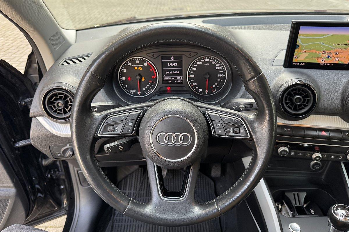 AUDI Q2 1.0 TFSI Business