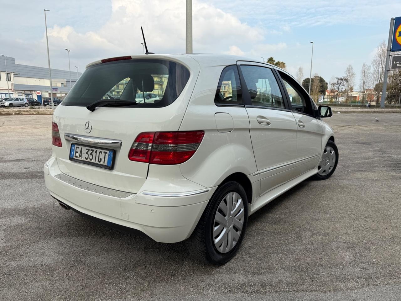 Mercedes-benz B 200 Restayling Premium Full Perfetta