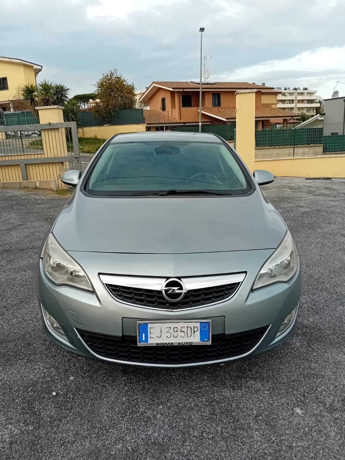 Opel Astra 1.7 CDTI 110CV 5 porte Cosmo