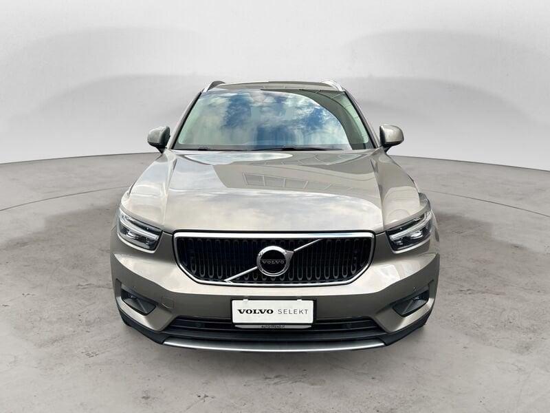 Volvo XC40 D3 150 CV Automatica NAVI LED Momentum Pro N1 Autocarro