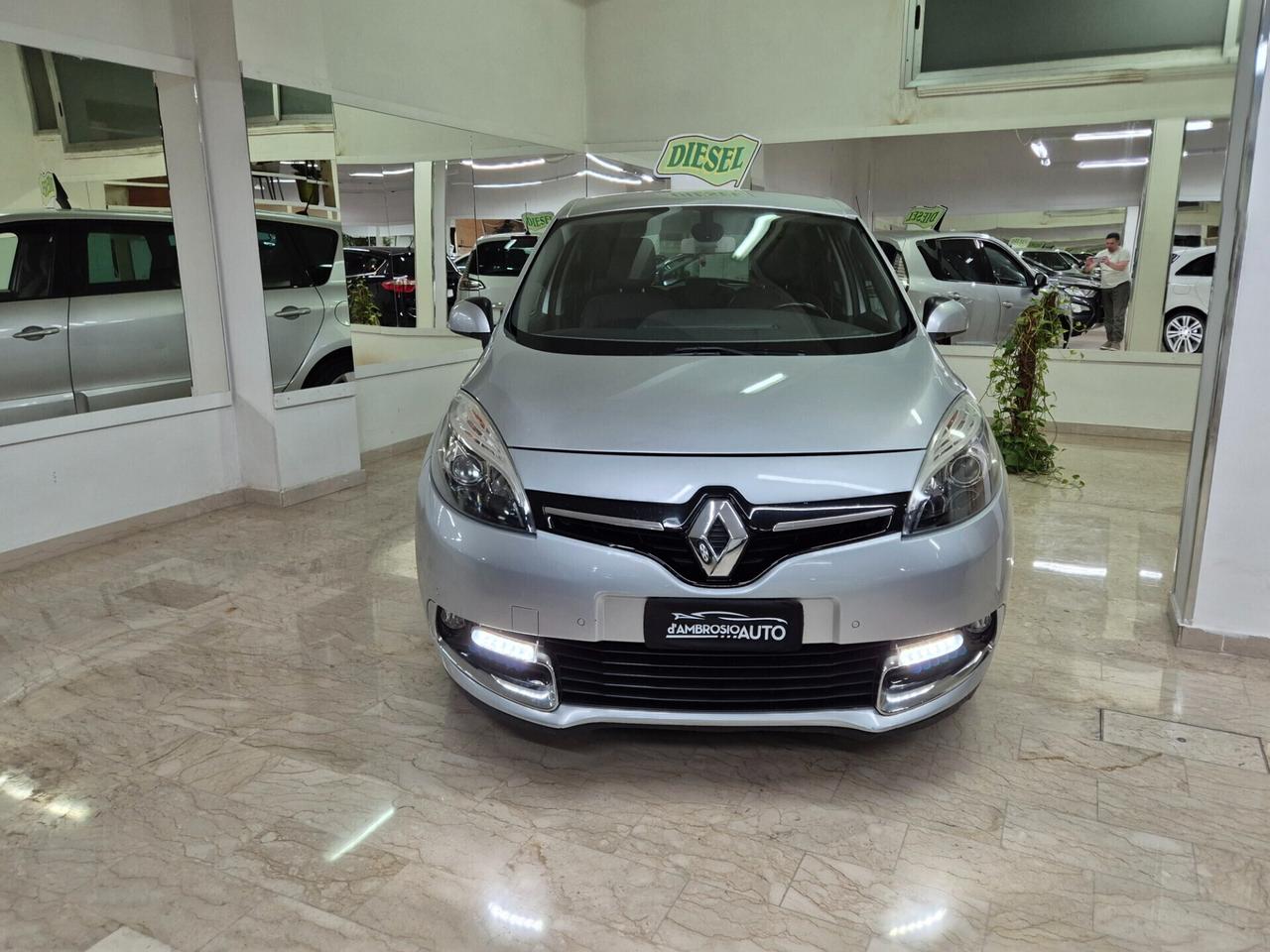 Renault Scenic X-Mode 1.5 dCi 110 CV Luxe-Privilege