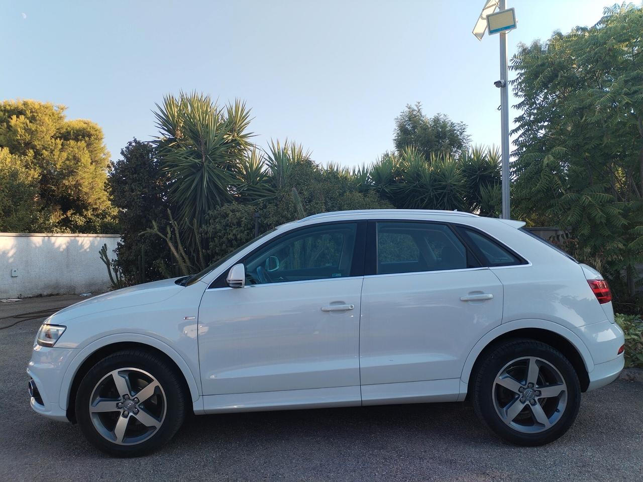 Audi q3 2.0 140cv tdi s-line full navig led xeno 2014