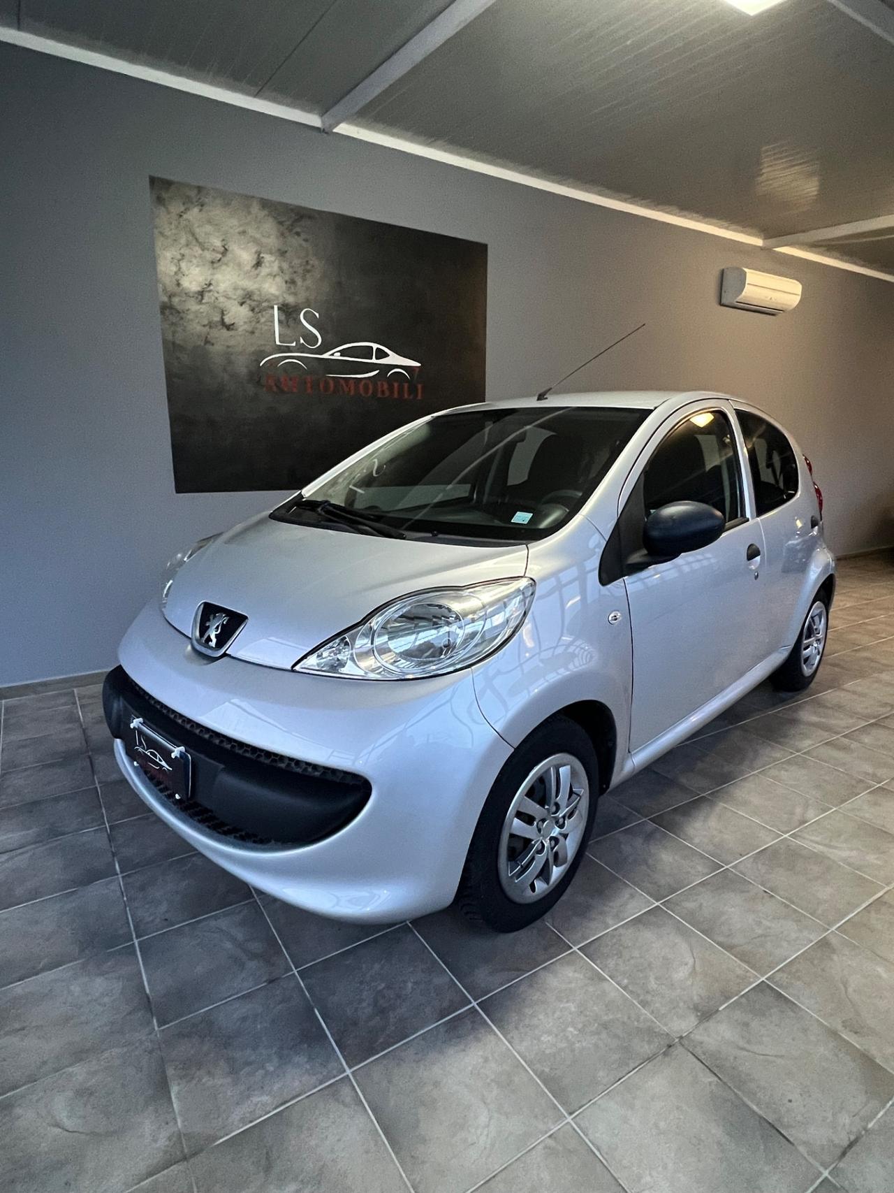 Peugeot 107 1.0 68CV 5p. Desir