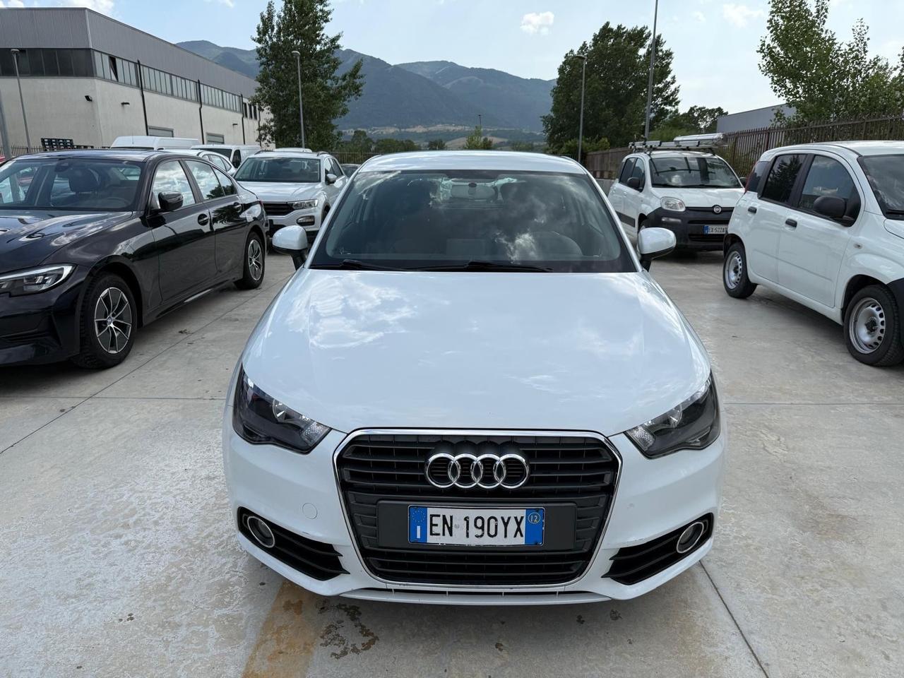 Audi A1 1.6 TDI 90CV ATTRACTION (NEO PATENTATI)