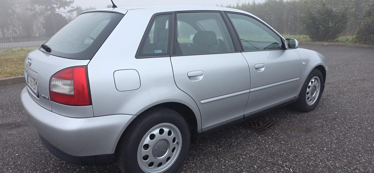 Audi A3 1.9 TDI/130 CV cat 5p. Ambiente neopatentati