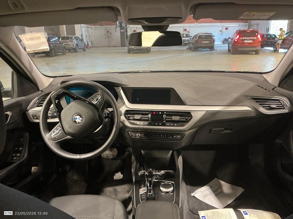 BMW 116D 115CV STEPTRONIC BUSINESS ADVANTAGE ( FARI LED - BMW DIGITAL COCKPIT - CRUISE - NAVI - MIRROR - PDC )