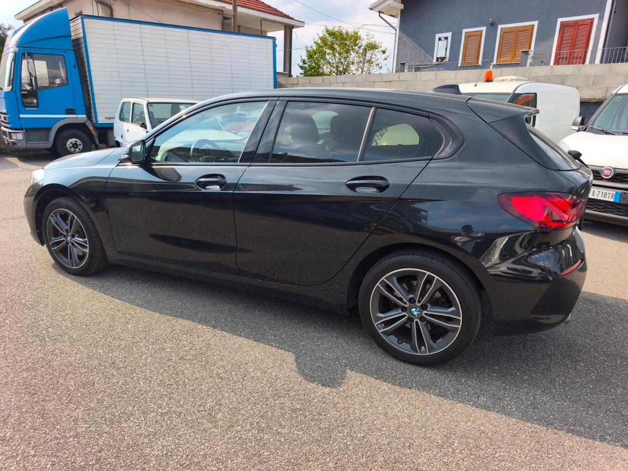 Bmw 118 118d 5p. Sport