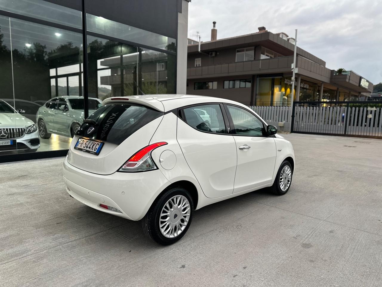 Lancia Ypsilon 1.3 MJT 16V 95 CV 5 porte S&S Platinum