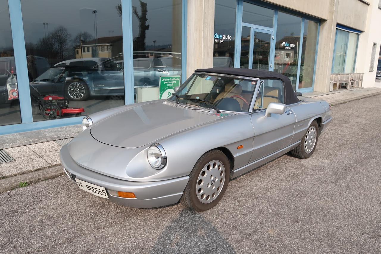 Alfa Romeo Spider 2.0i