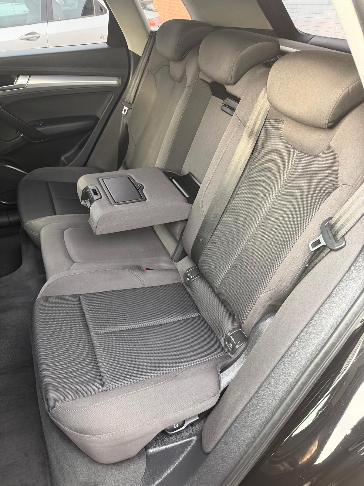 Audi Q5 40 TDI quattro S tronic Sport Virtual Cockpit, Fari Full Led e pacchetto luci ambiente multicolor