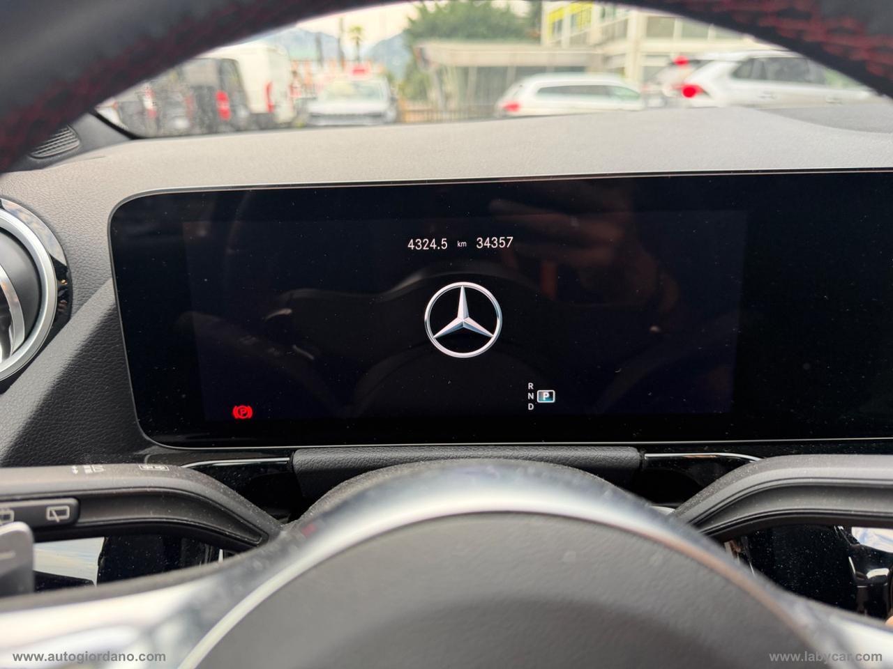 MERCEDES-BENZ GLA 200 d Automatic 4Matic Premium AMG LINE
