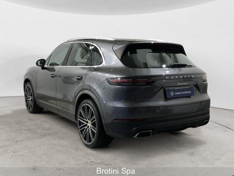 Porsche Cayenne 3.0 V6