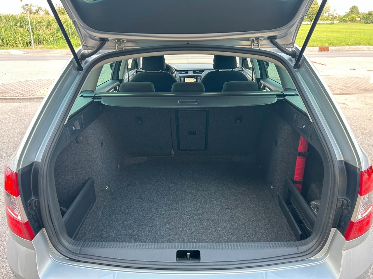 SKODA OCTAVIA WAGON 2.0 TDI 150CV Scout 4x4