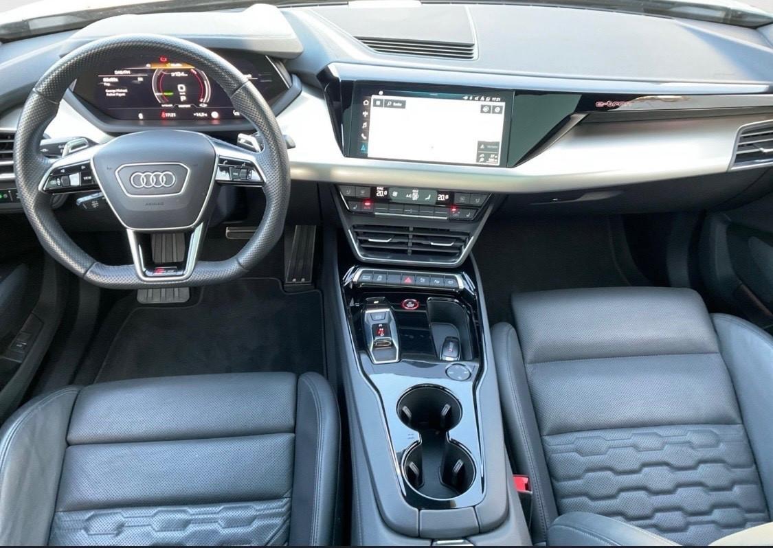 Audi RS E-tron GT /12 Mesi garanzia Audi