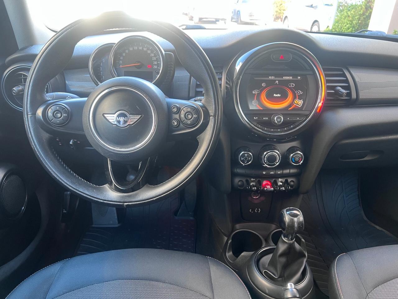 Mini One D 1.5 d 95CV 5PT Business OK NEOPAT. LED/TEL. PERF.