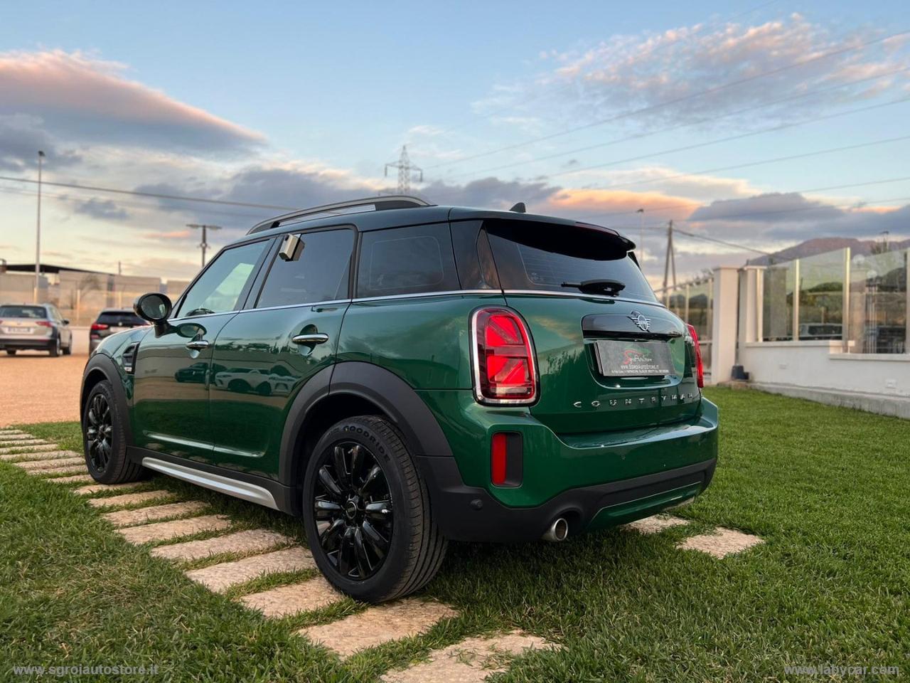 MINI Mini Cooper D Essential Countryman