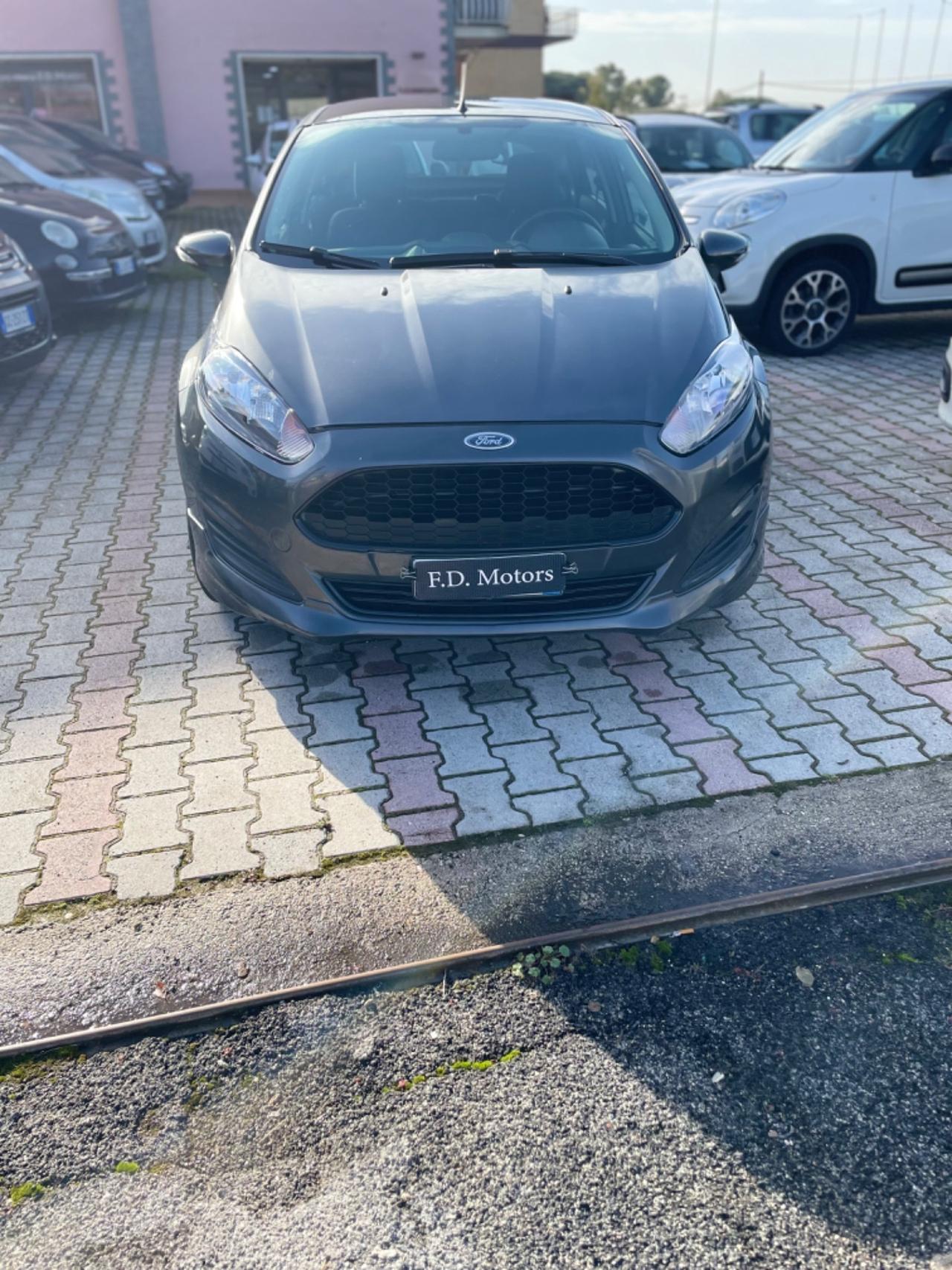 Ford Fiesta 1.2 60CV 5 porte Titanium