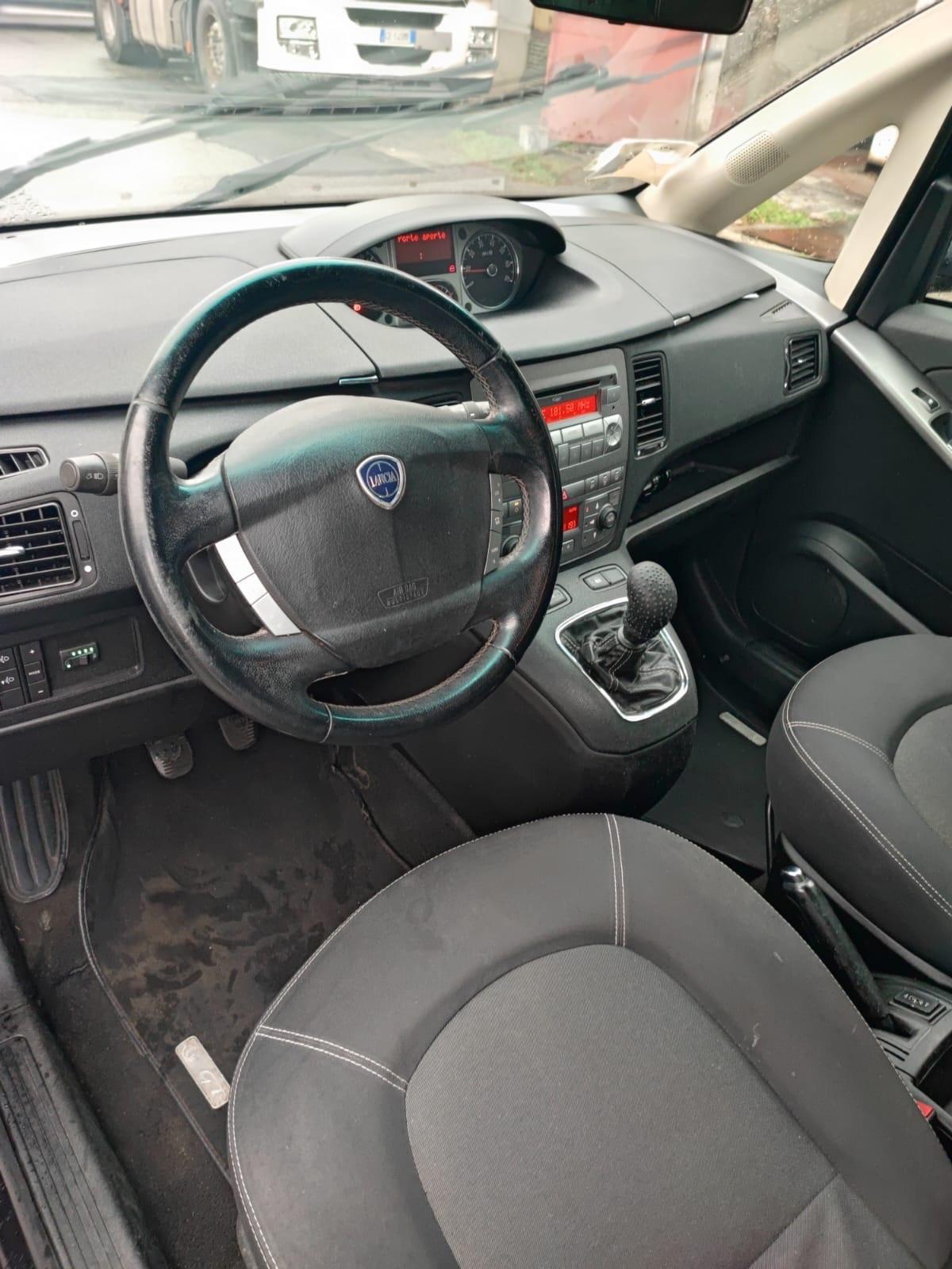 Lancia MUSA 1.4 8V Ecochic (GPL) Diva