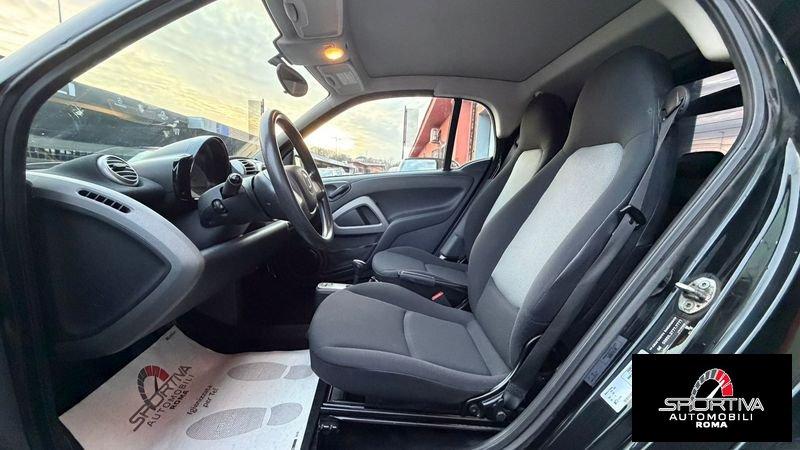 smart fortwo TOTAL BLACK UNIPRO 61000 KM!!!!! fortwo 1000 52 kW MHD coupé passion