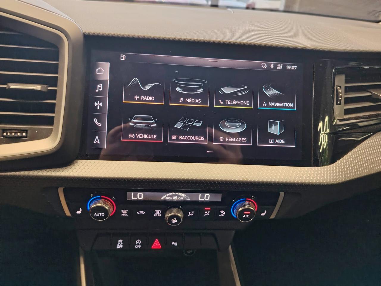 Audi A1 SPB 25 TFSI design luxury