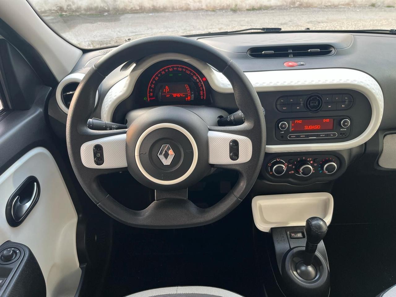 Renault Twingo SCe EDC Intens