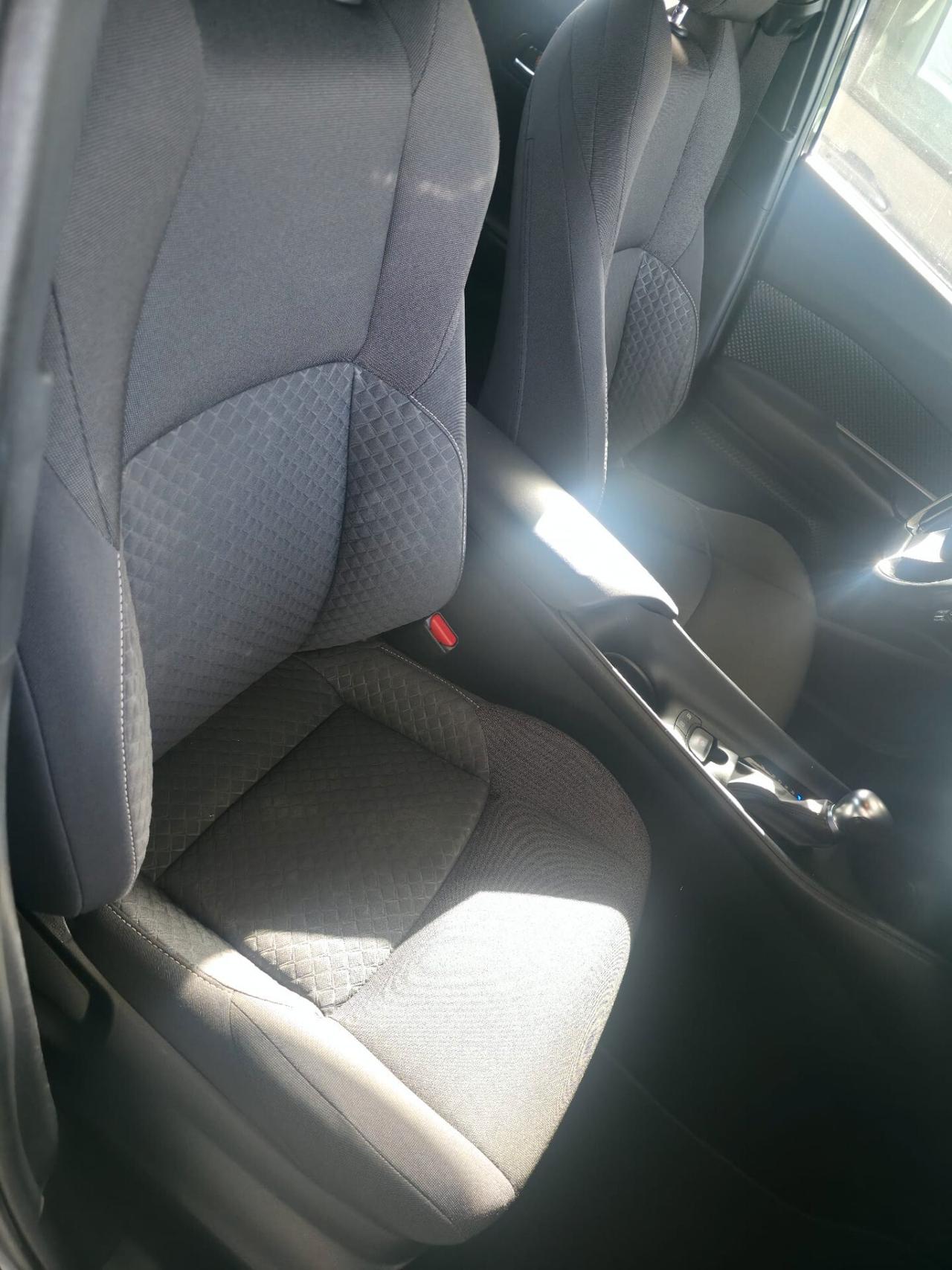 Toyota C-HR 1.8 Hybrid E-CVT GR Sport