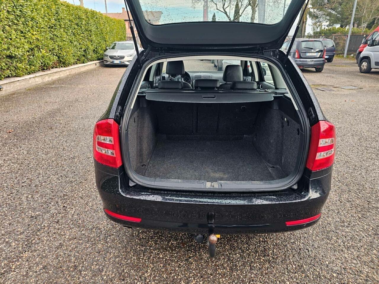 Skoda Octavia 1.6 TDI CR F.AP. Wagon Elegance