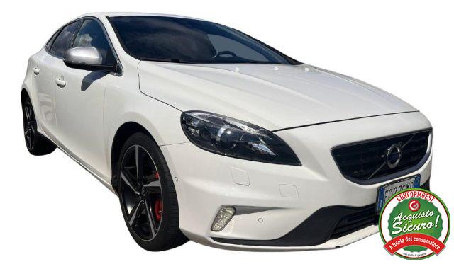 VOLVO V40 D4 Geartronic R-design Momentum