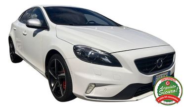 VOLVO V40 D4 Geartronic R-design Momentum