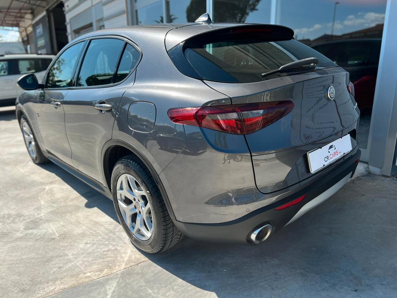 Alfa Romeo Stelvio 2.2 Turbodiesel 160 CV AT8 RWD Business