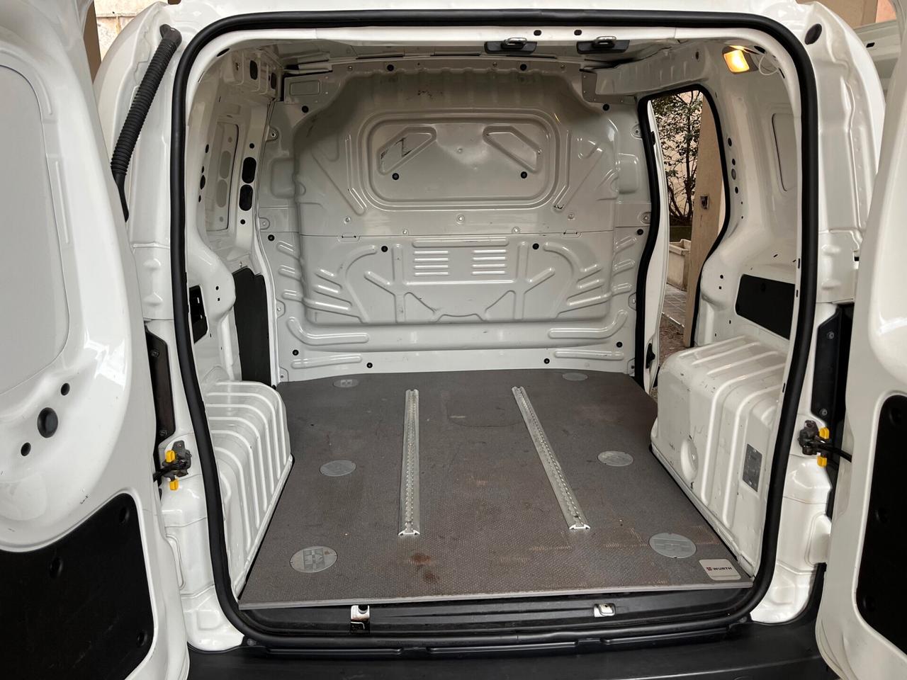 Fiat Fiorino 1.3 MJT 95CV Cargo