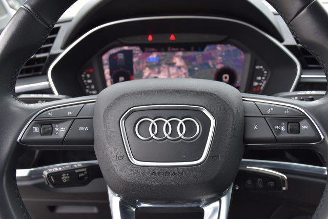 AUDI Q3 35 TDI S tronic Business Advanced