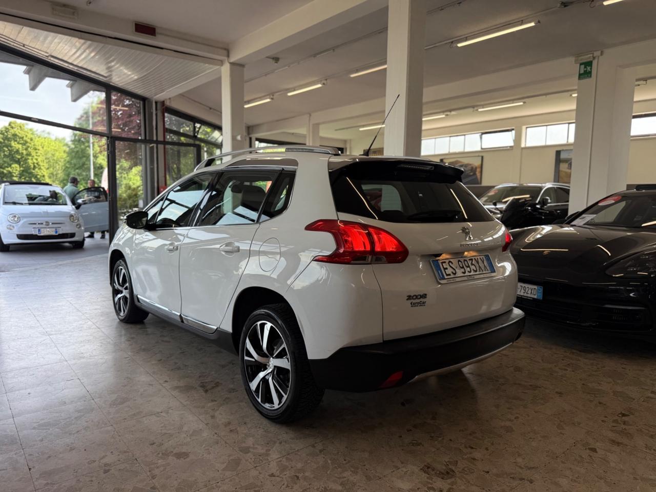 Peugeot 2008 1.6 e-HDi 115 CV Allure 11/2013 Euro 5B Neopatentati